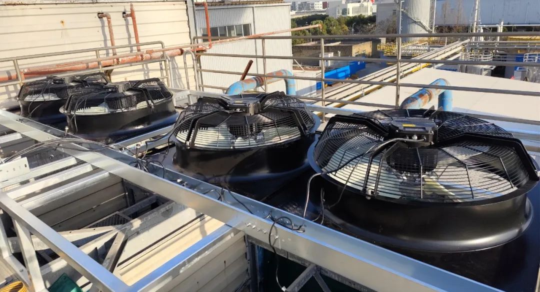 17110955498830336EA6.jpg 3.jpg