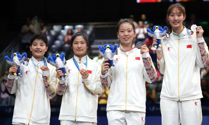 23岁刘贝攻防全能力压张子宇揽星锐赛MVP