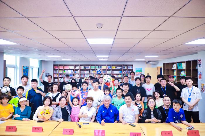 米卢：快乐足球理念仍适用于中国足球青训发展