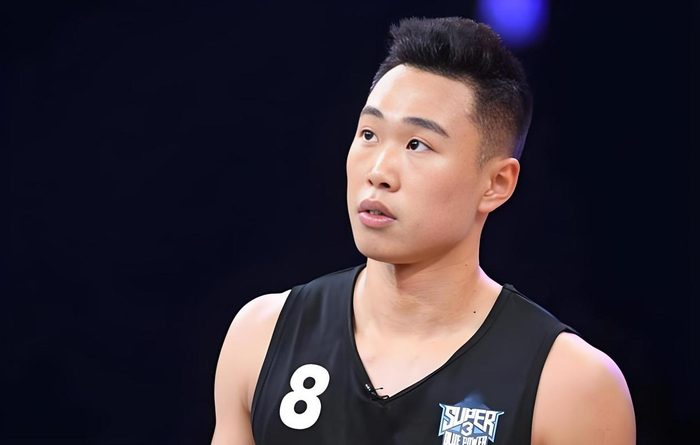 CBA常规赛收官战：深圳广厦外援调整引关注，季