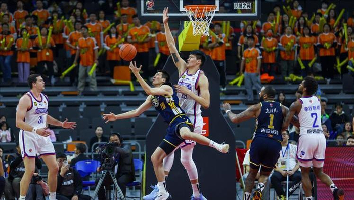 CBA常规赛收官战：深圳广厦外援调整引关注，季